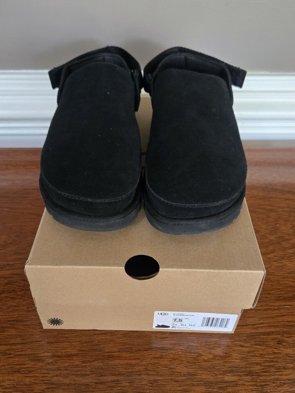 UGG GOLDENSTAR CLOGS WOMEN